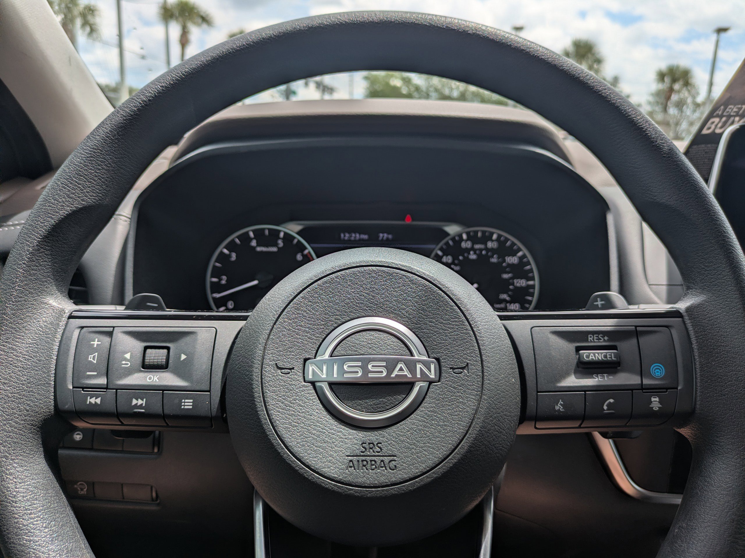 Certified 2023 Nissan Rogue SV FWD image 28