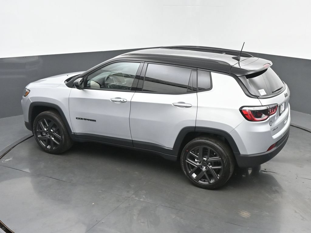 New 2026 Jeep Compass Limited w/ Sun, Sound & Navigation Group AWD/4WD image 38