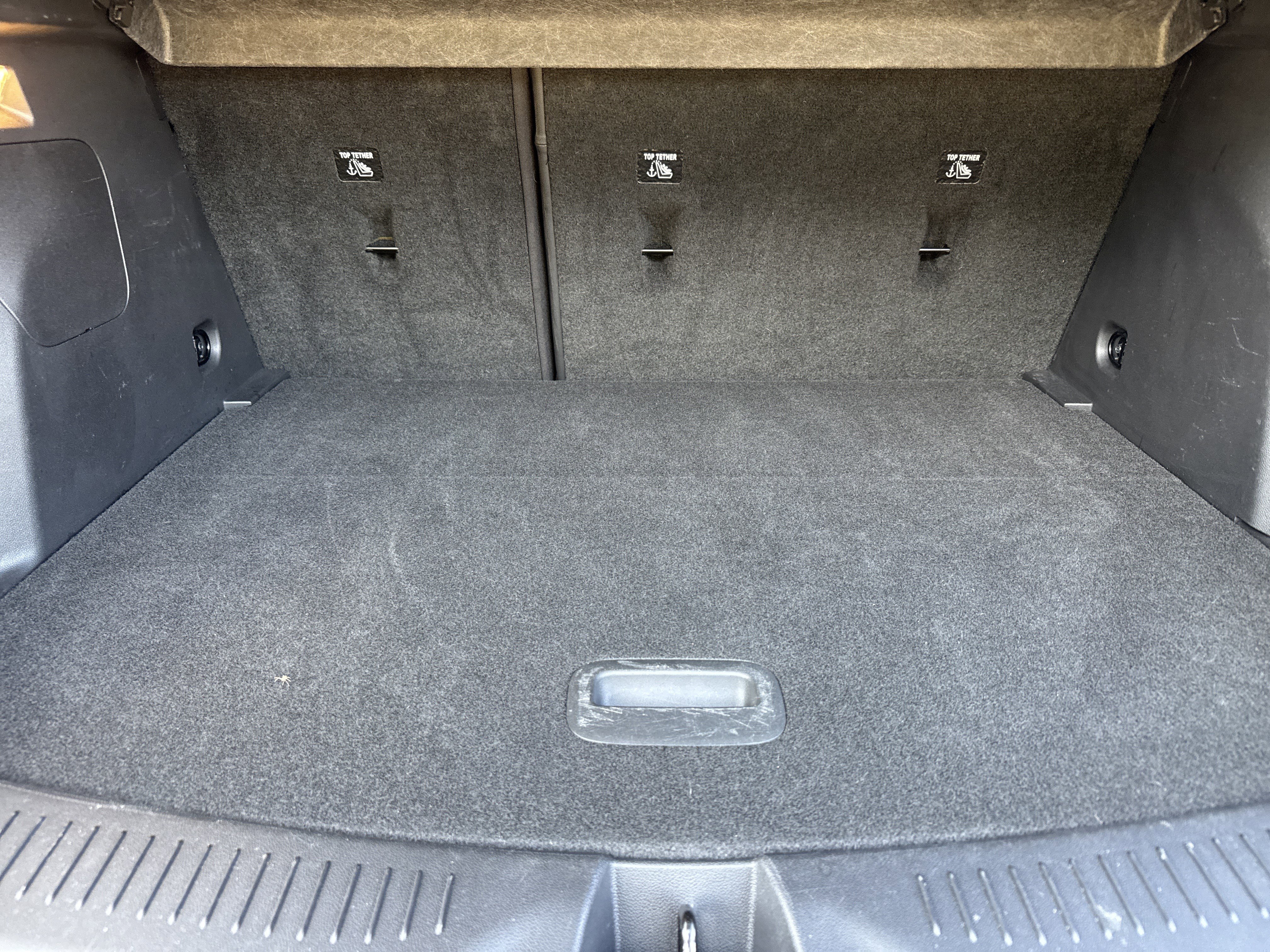 Used 2020 Buick Encore GX Essence w/ Experience Buick Package FWD image 33