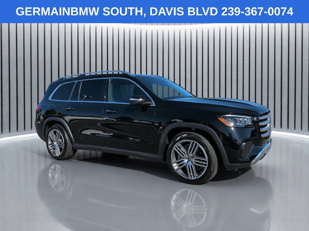 Used 2024 Mercedes-Benz GLS 450 4MATIC image 3