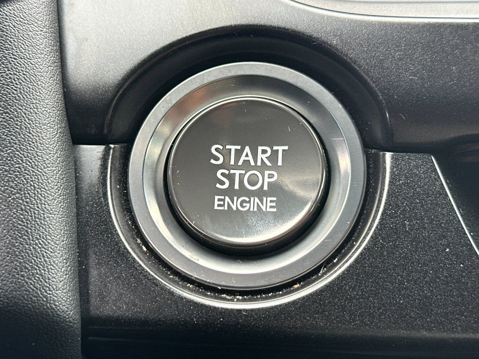 Used 2022 Lexus UX 200 w/ Accessory Package (Z2) image 24