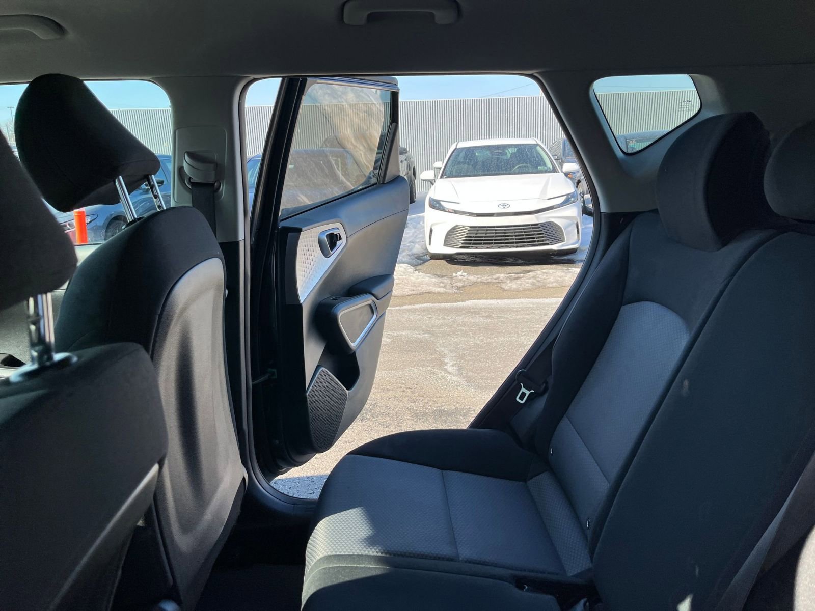 Used 2025 Kia Soul LX w/ LX Technology Package image 37