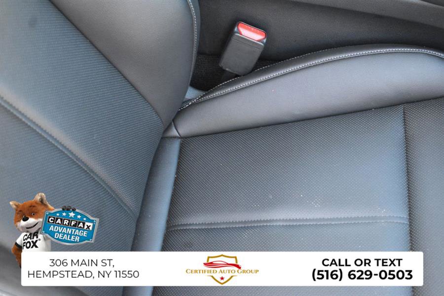 Used 2025 Genesis G70 2.5T image 25