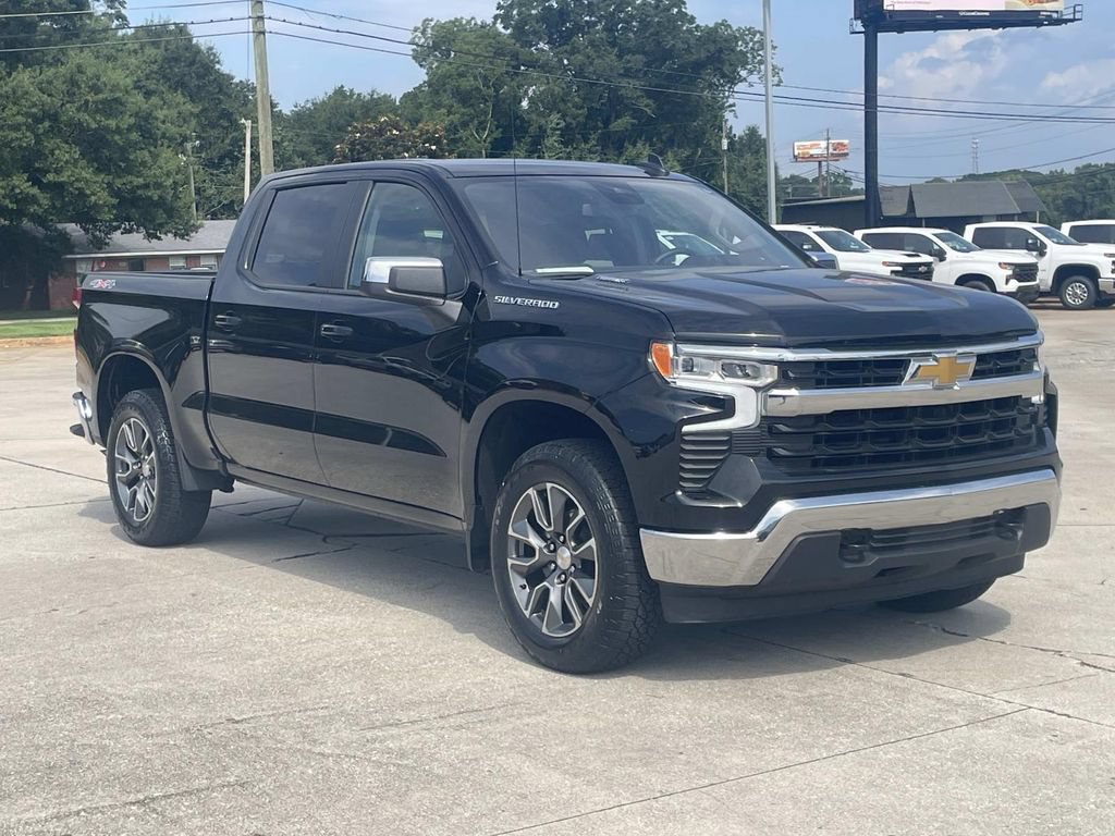 Certified 2025 Chevrolet Silverado 1500 LT AWD/4WD image 5