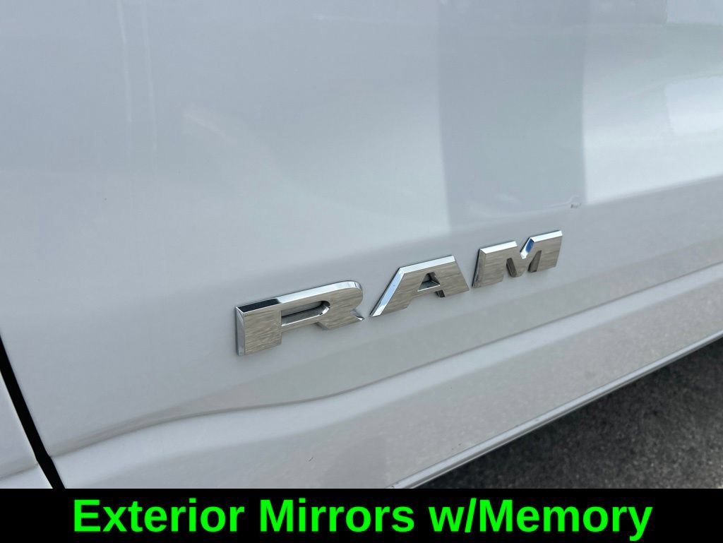 Used 2025 RAM 1500 Laramie AWD/4WD image 21