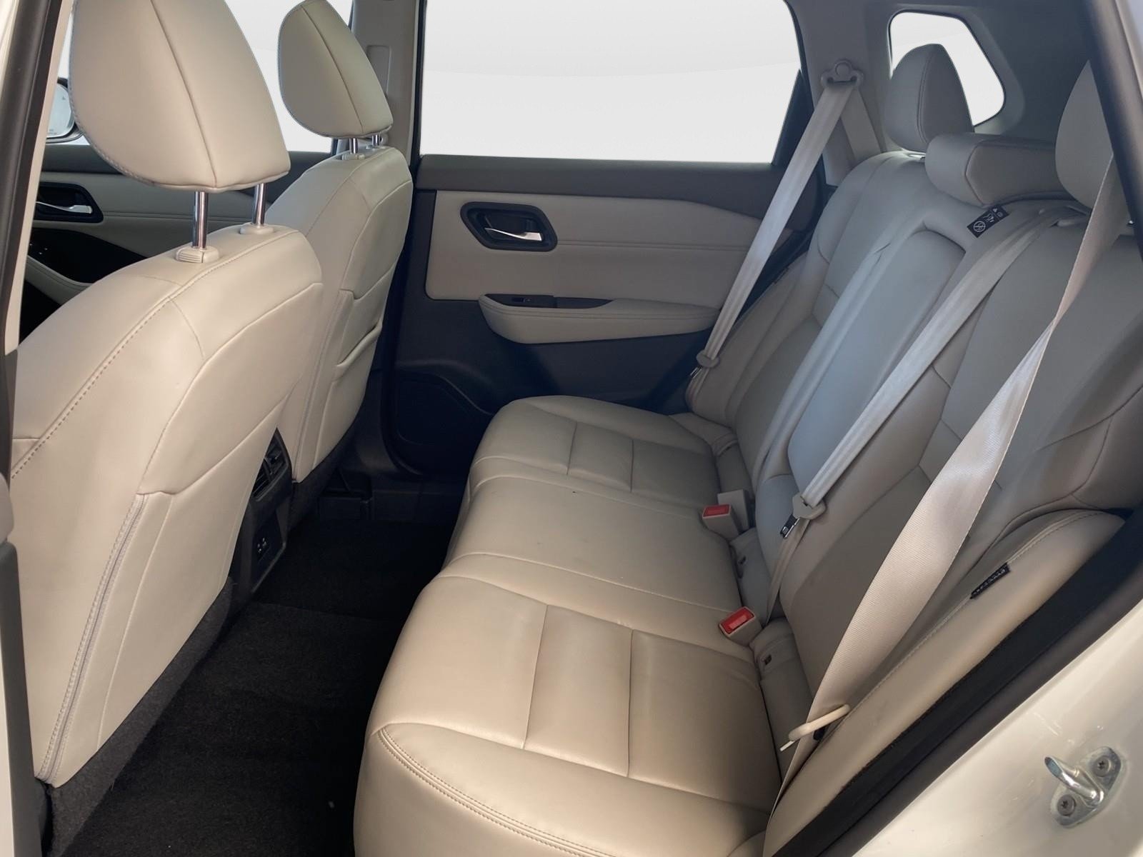 Used 2023 Nissan Rogue SL AWD/4WD image 19