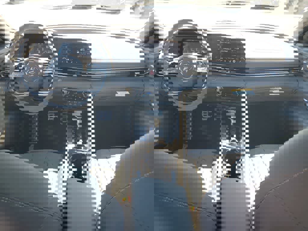 New 2026 Hyundai Elantra SEL Sport Premium image 13