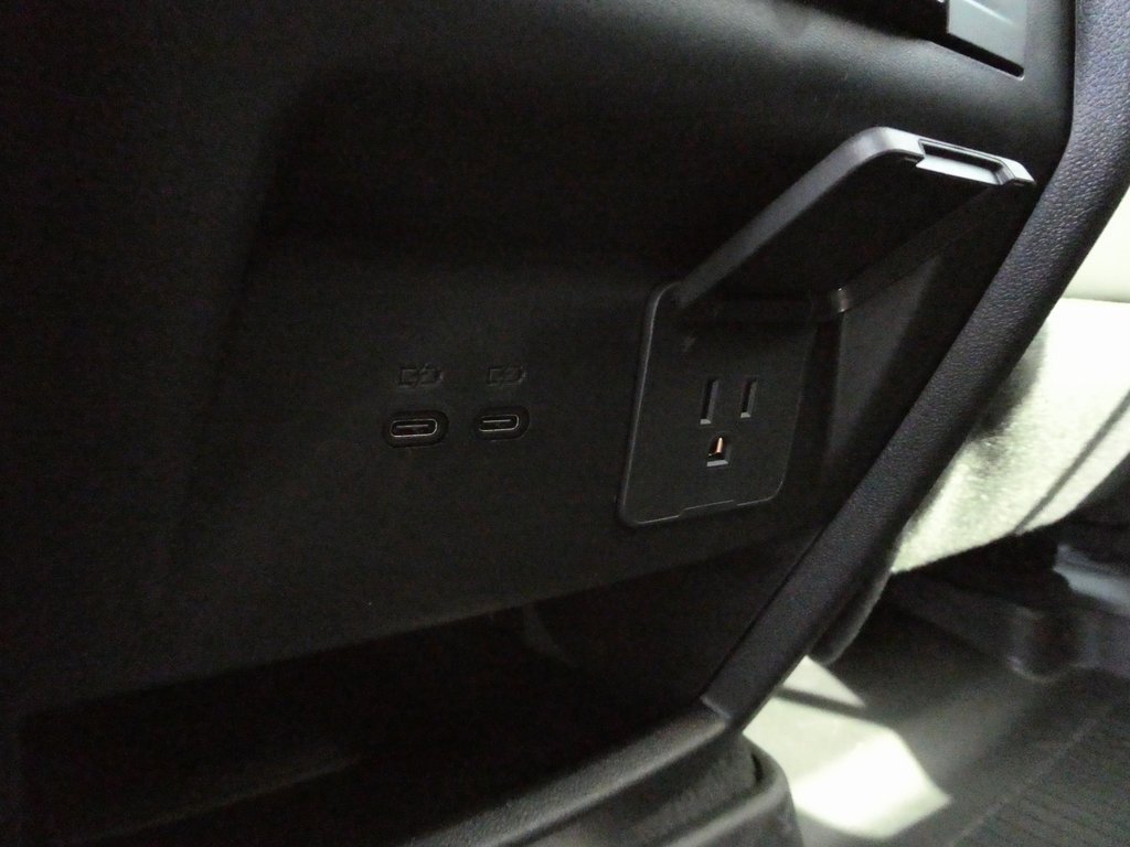 New 2026 Buick Enclave Sport Touring w/ Power Package image 39