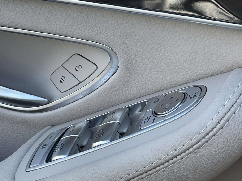 Used 2016 Mercedes-Benz C 300 4MATIC Sedan image 26