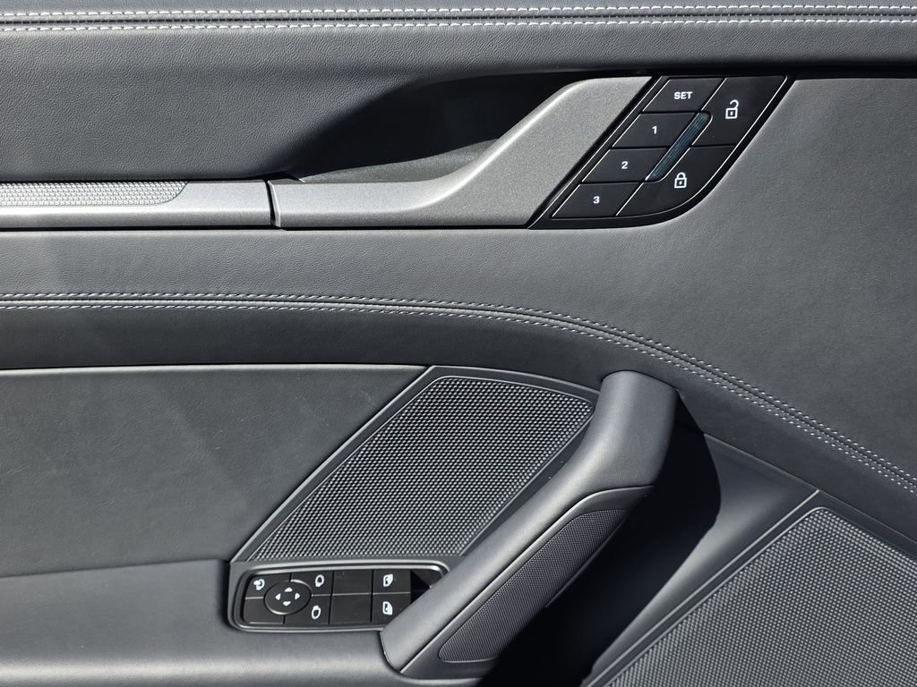 New 2026 Porsche 911 Carrera 4S image 14