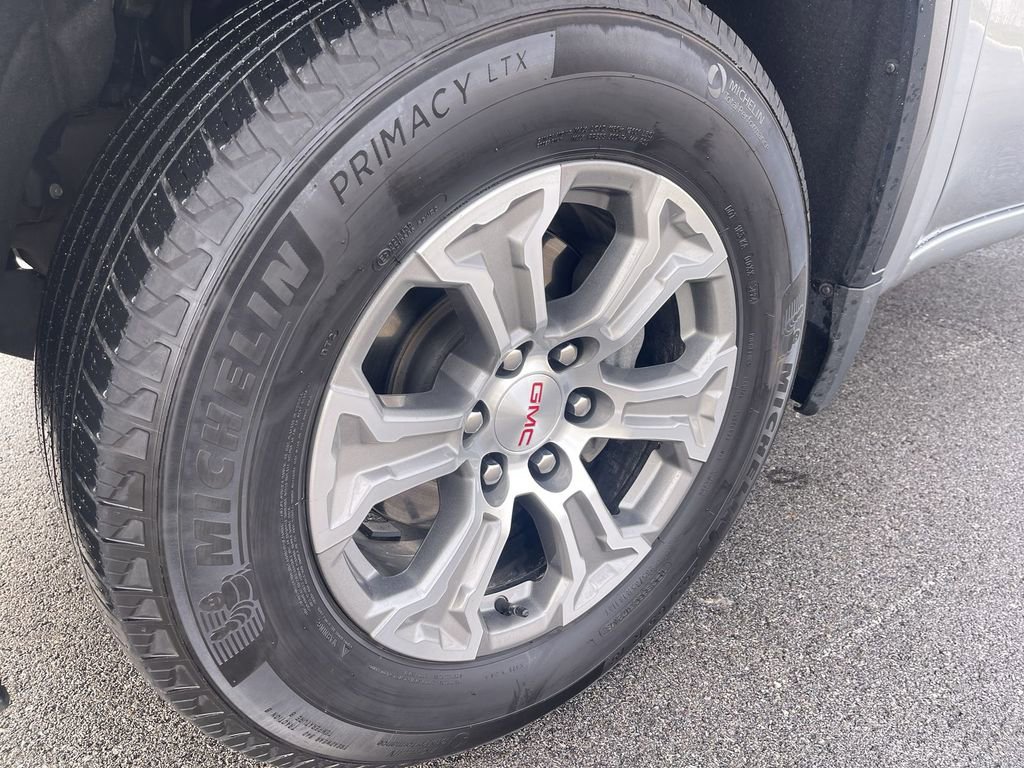 Used 2025 GMC Sierra 1500 SLT image 10