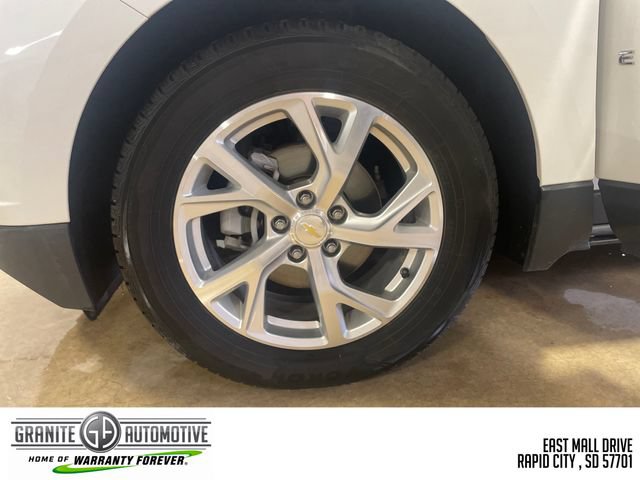 Used 2019 Chevrolet Equinox Premier w/ LPO, Cargo Package FWD image 15