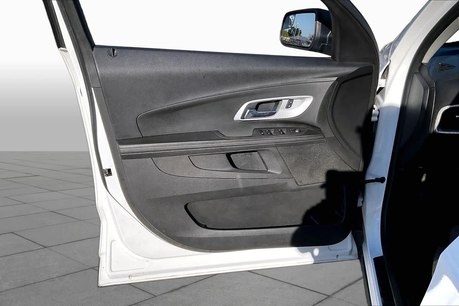 Used 2014 Chevrolet Equinox LS FWD image 21