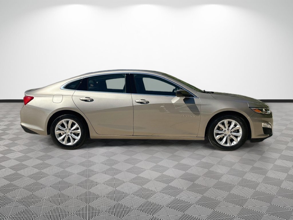 Used 2024 Chevrolet Malibu LT FWD image 16
