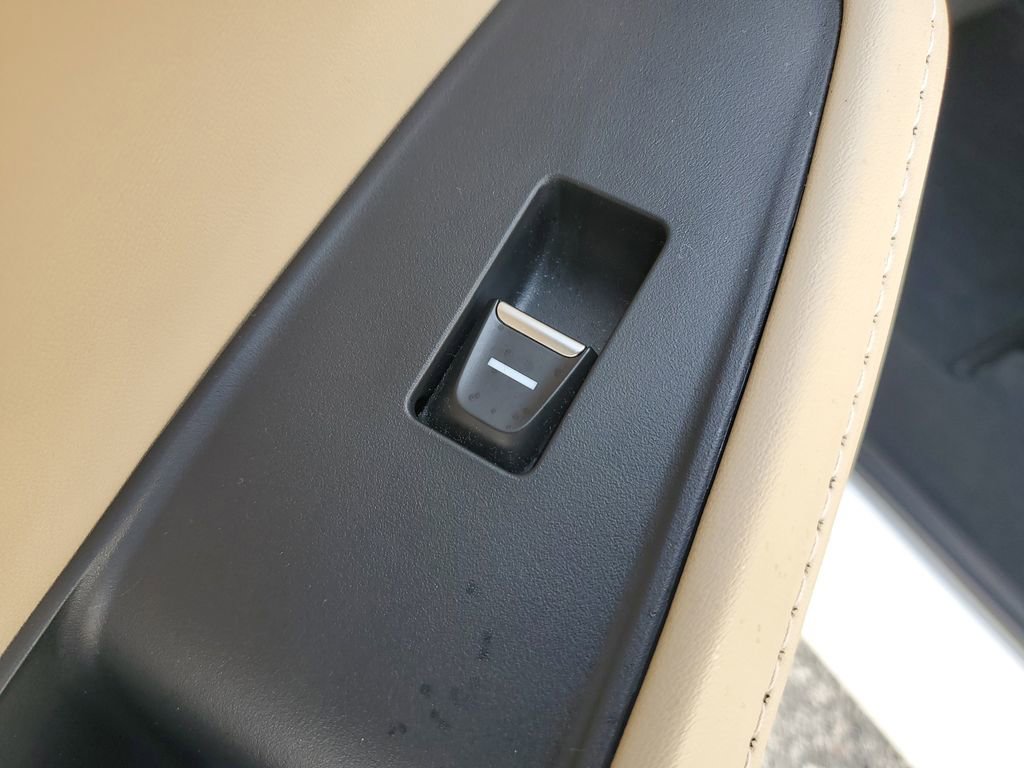 Certified 2024 Acura MDX SH-AWD w/ Technology Package image 18