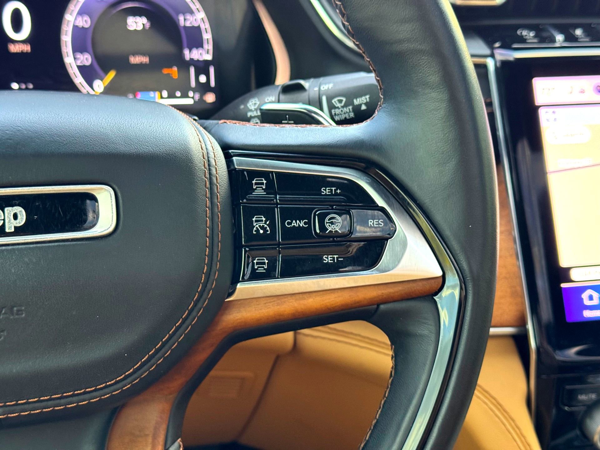 Used 2021 Jeep Grand Cherokee L Summit image 30