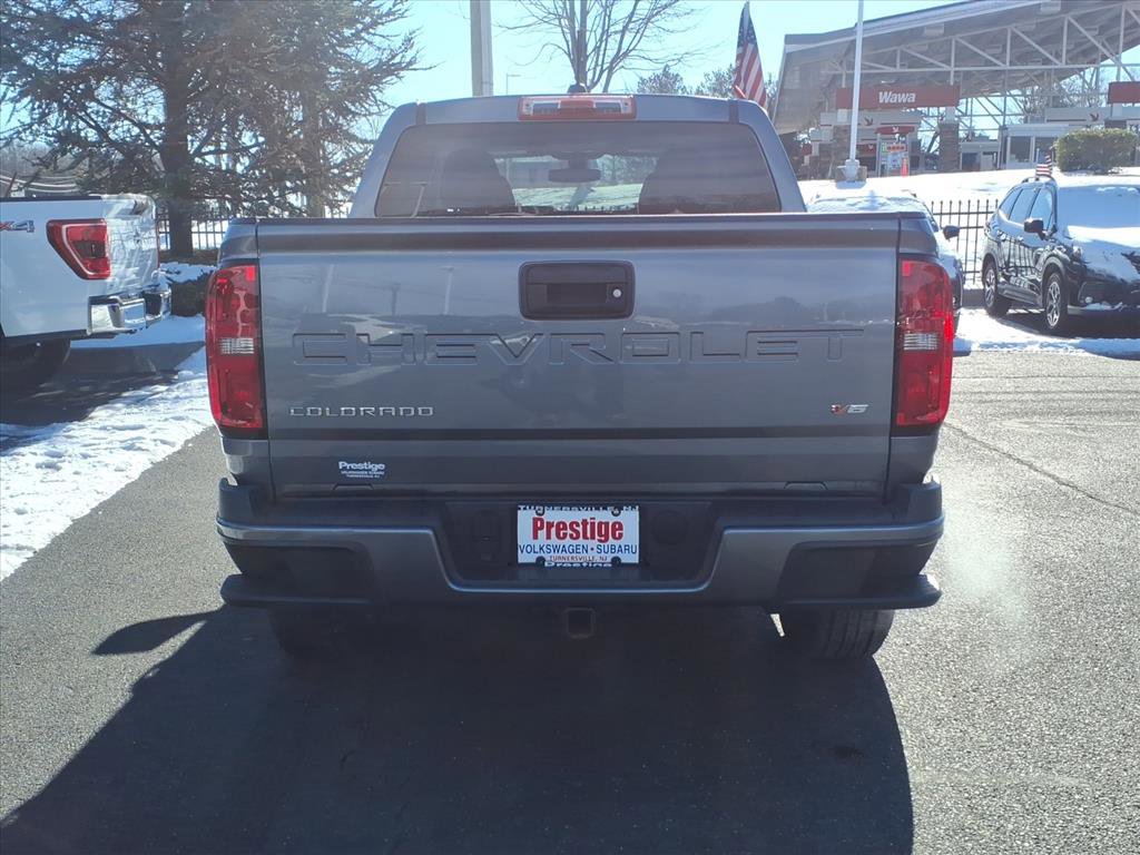 Used 2021 Chevrolet Colorado W/T w/ Custom Special Edition image 4