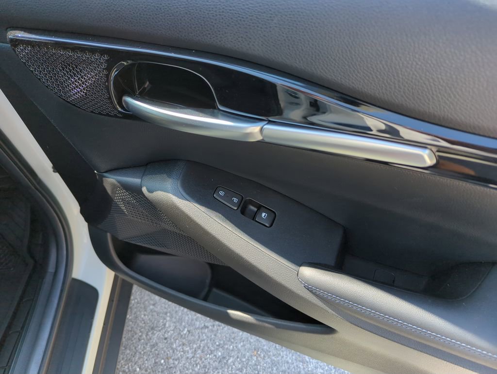 Used 2021 Kia Seltos S FWD image 33