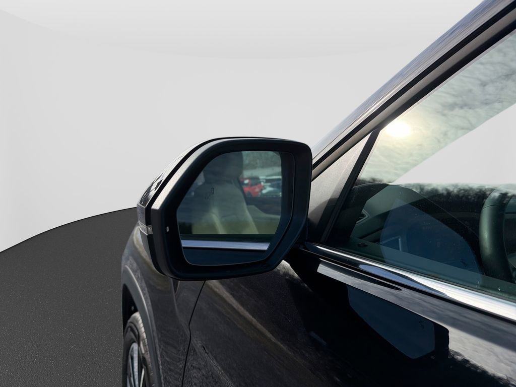 Used 2025 Volkswagen Atlas SE image 12