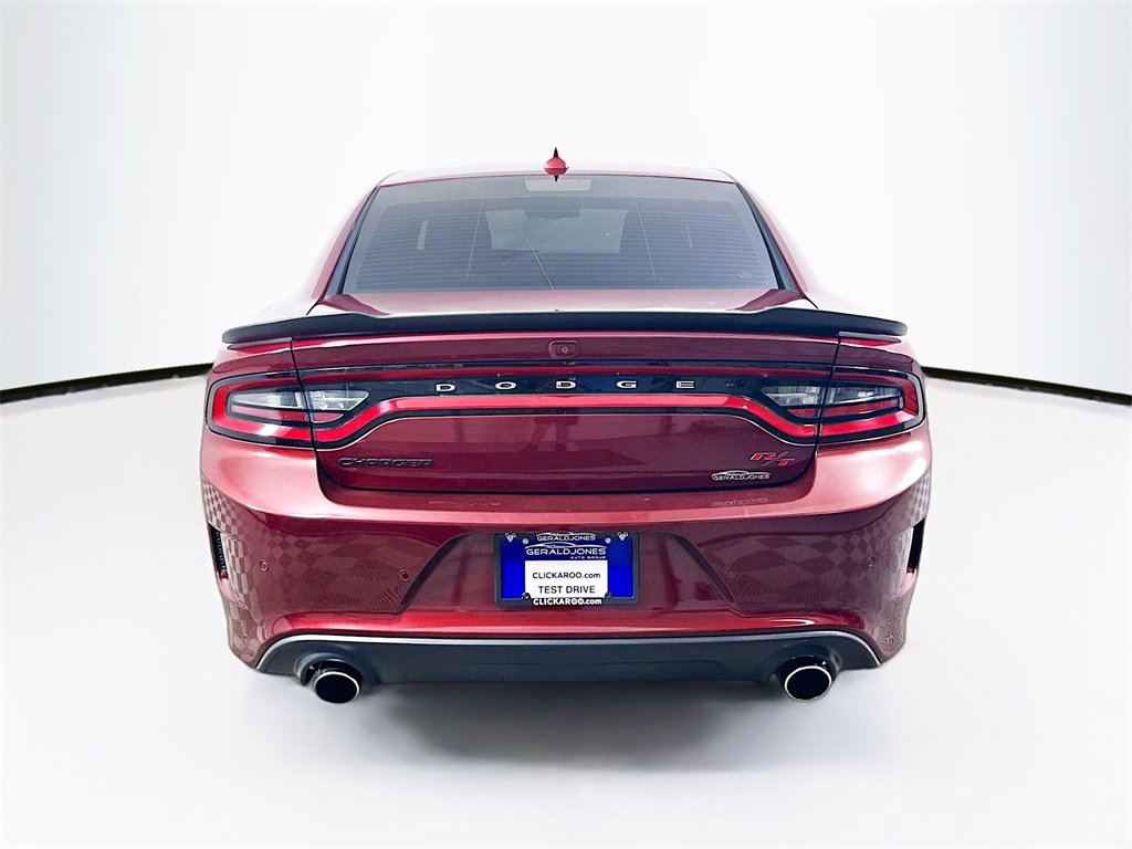 Used 2018 Dodge Charger R/T Scat Pack image 12