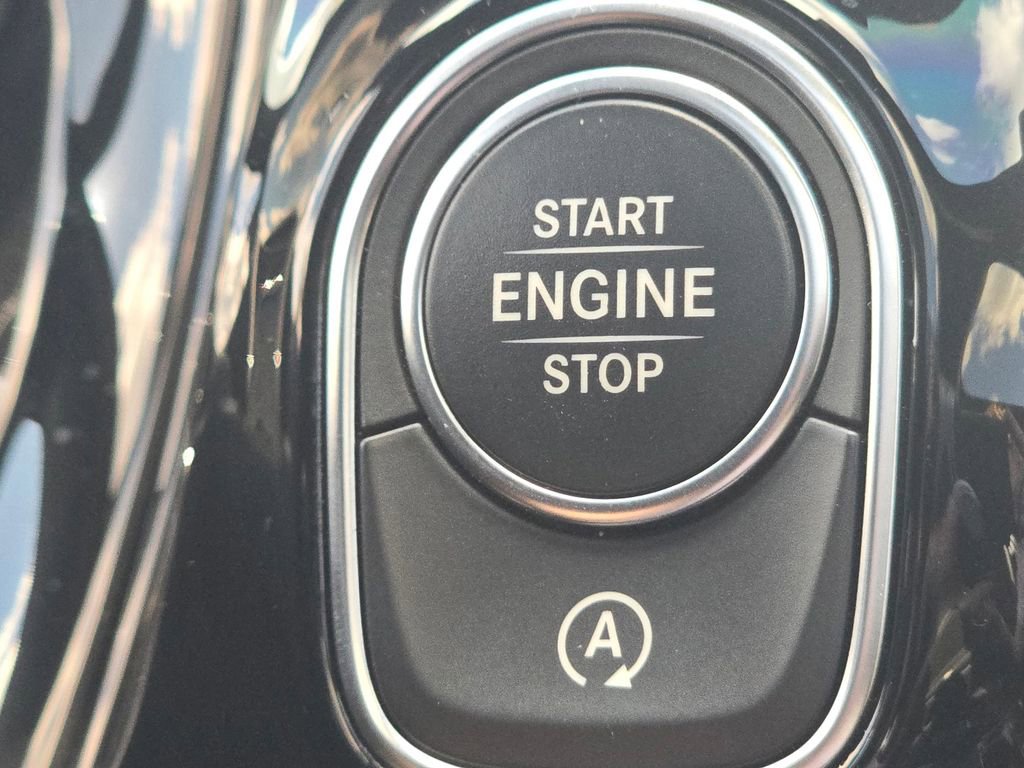 Used 2023 Mercedes-Benz GLA 250 4MATIC image 38
