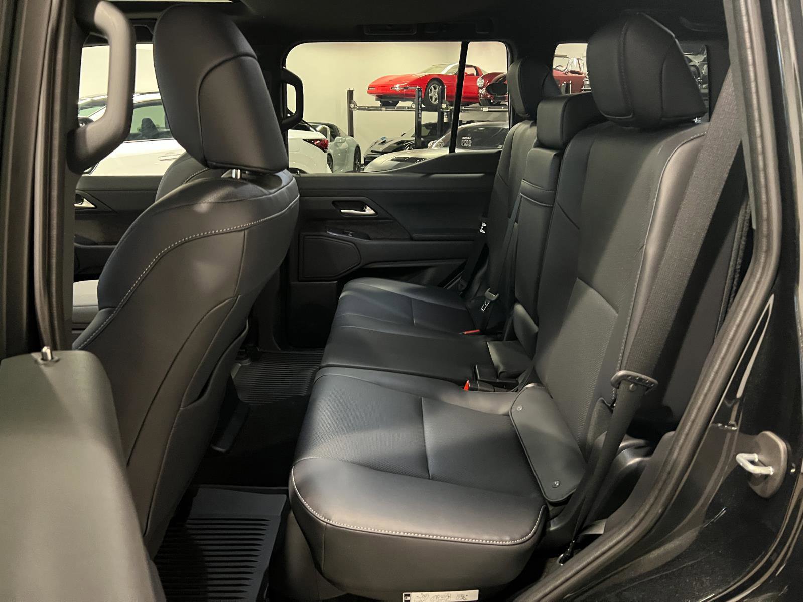 Used 2026 Lexus GX 550 w/ Accessory Package (2T) AWD/4WD image 27