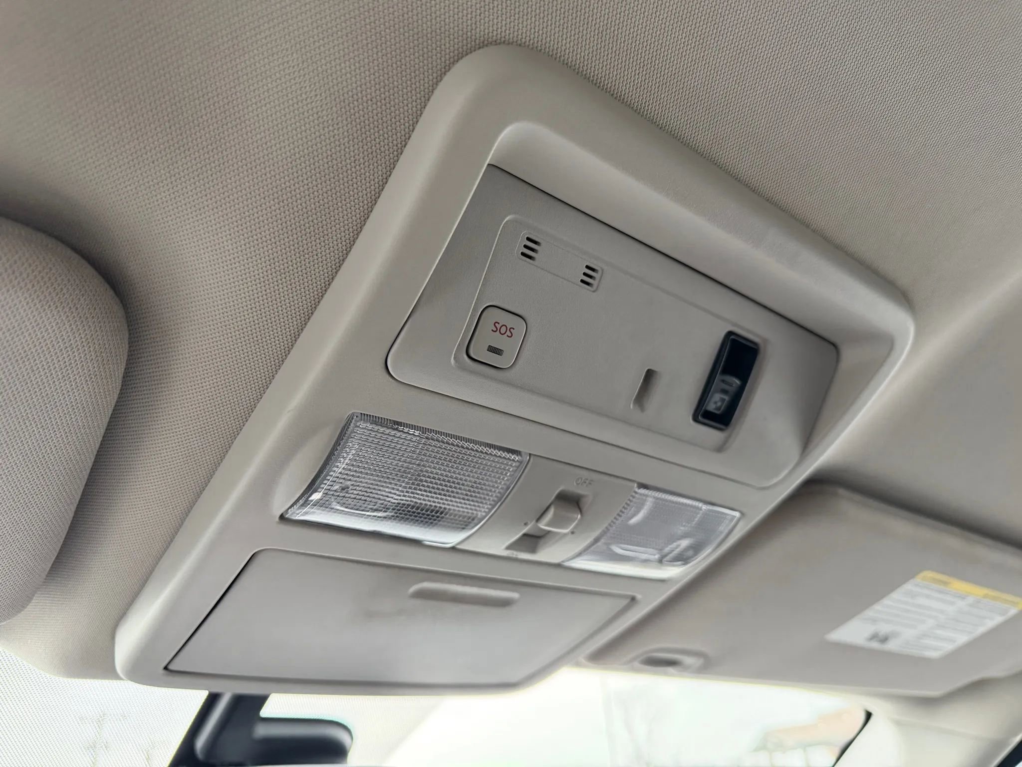 Used 2018 Nissan Titan SL AWD/4WD image 30