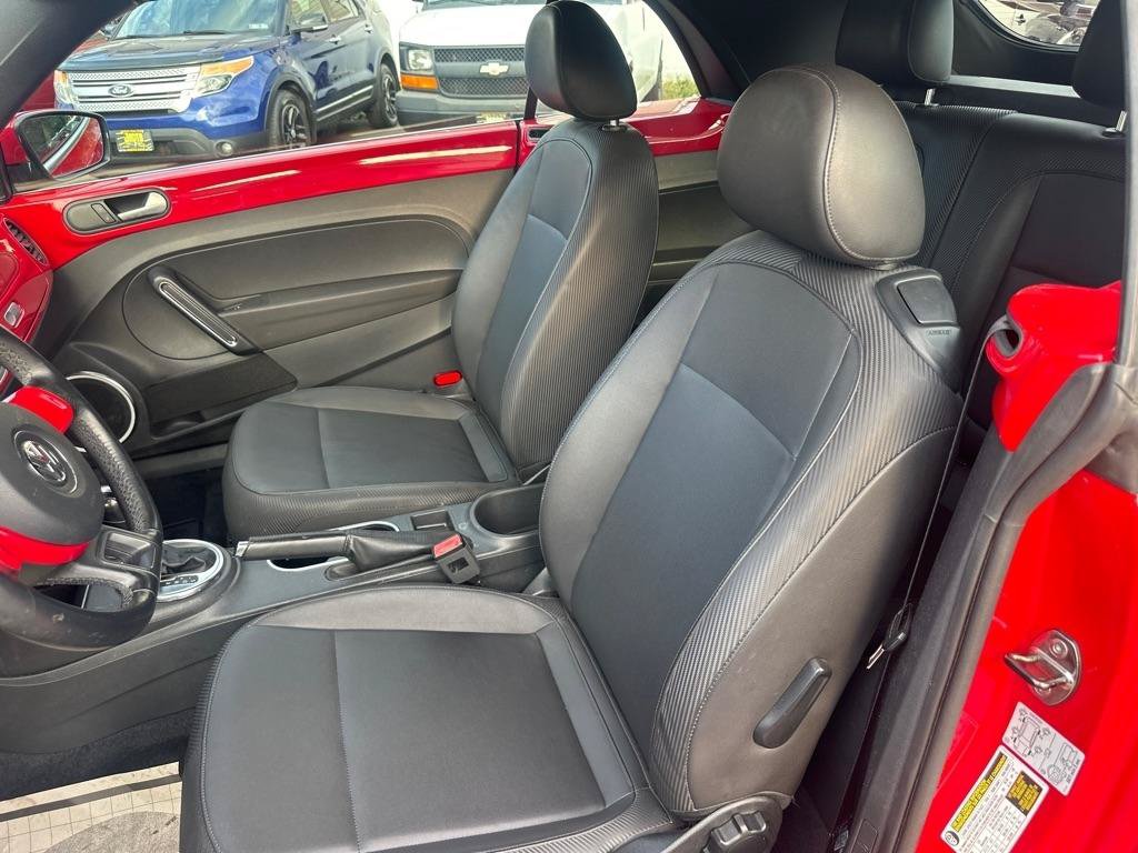 Used 2013 Volkswagen Beetle 2.5 FWD image 16