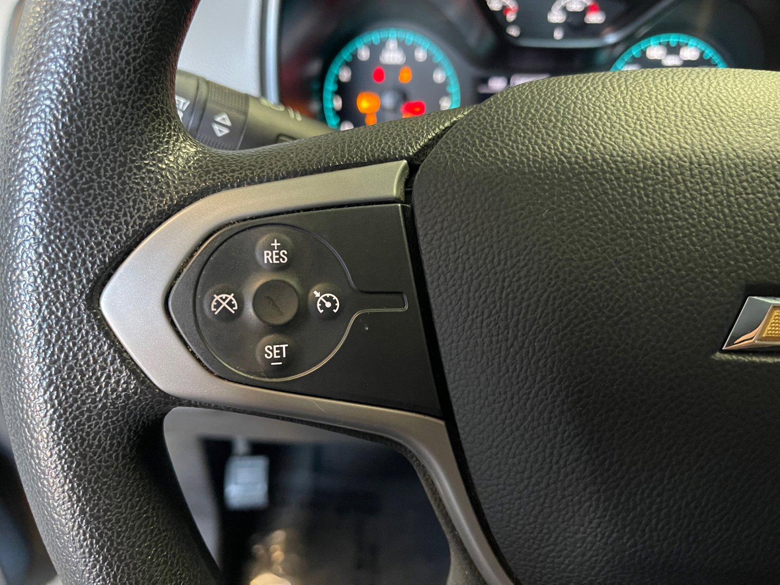 Used 2022 Chevrolet Colorado W/T w/ WT Convenience Package RWD image 16