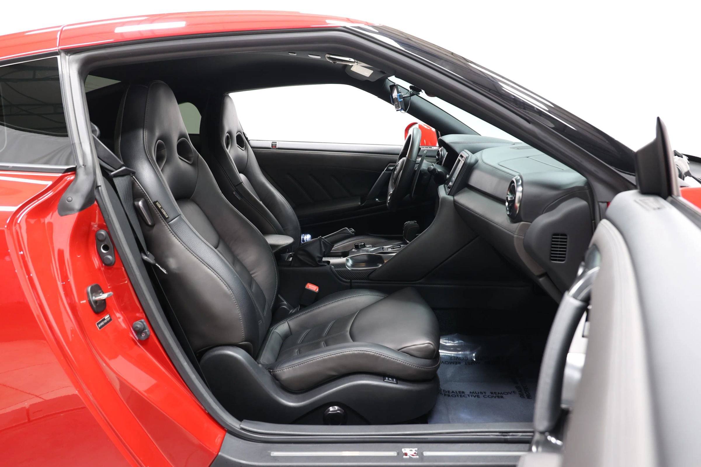 Used 2019 Nissan GT-R Premium w/ Premium Interior Package AWD/4WD image 78