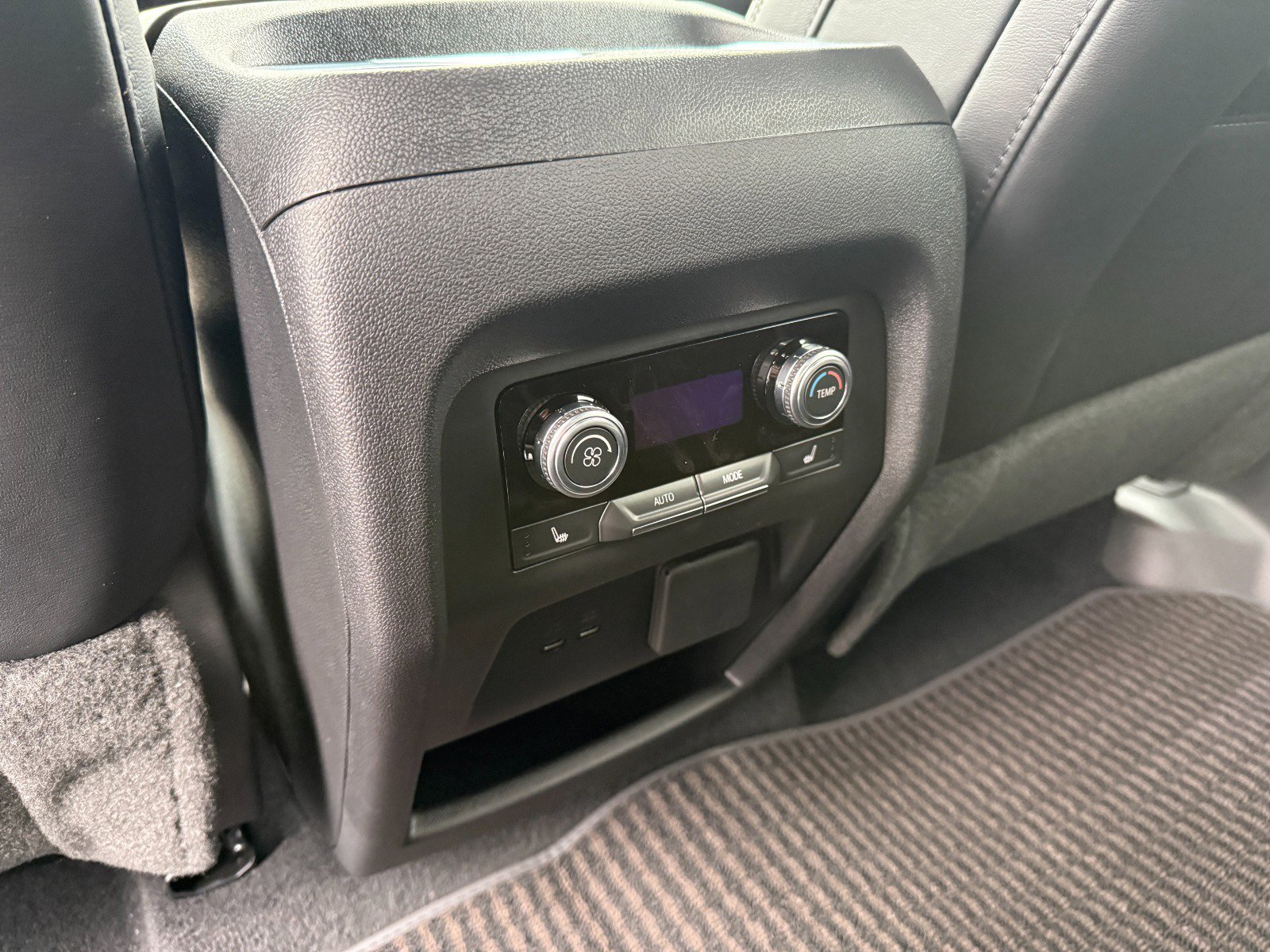 New 2026 GMC Acadia Denali Ultimate w/ LPO, Rugged Package image 19