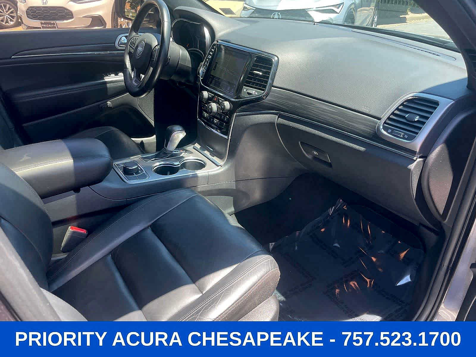 Used 2020 Jeep Grand Cherokee Limited AWD/4WD image 25