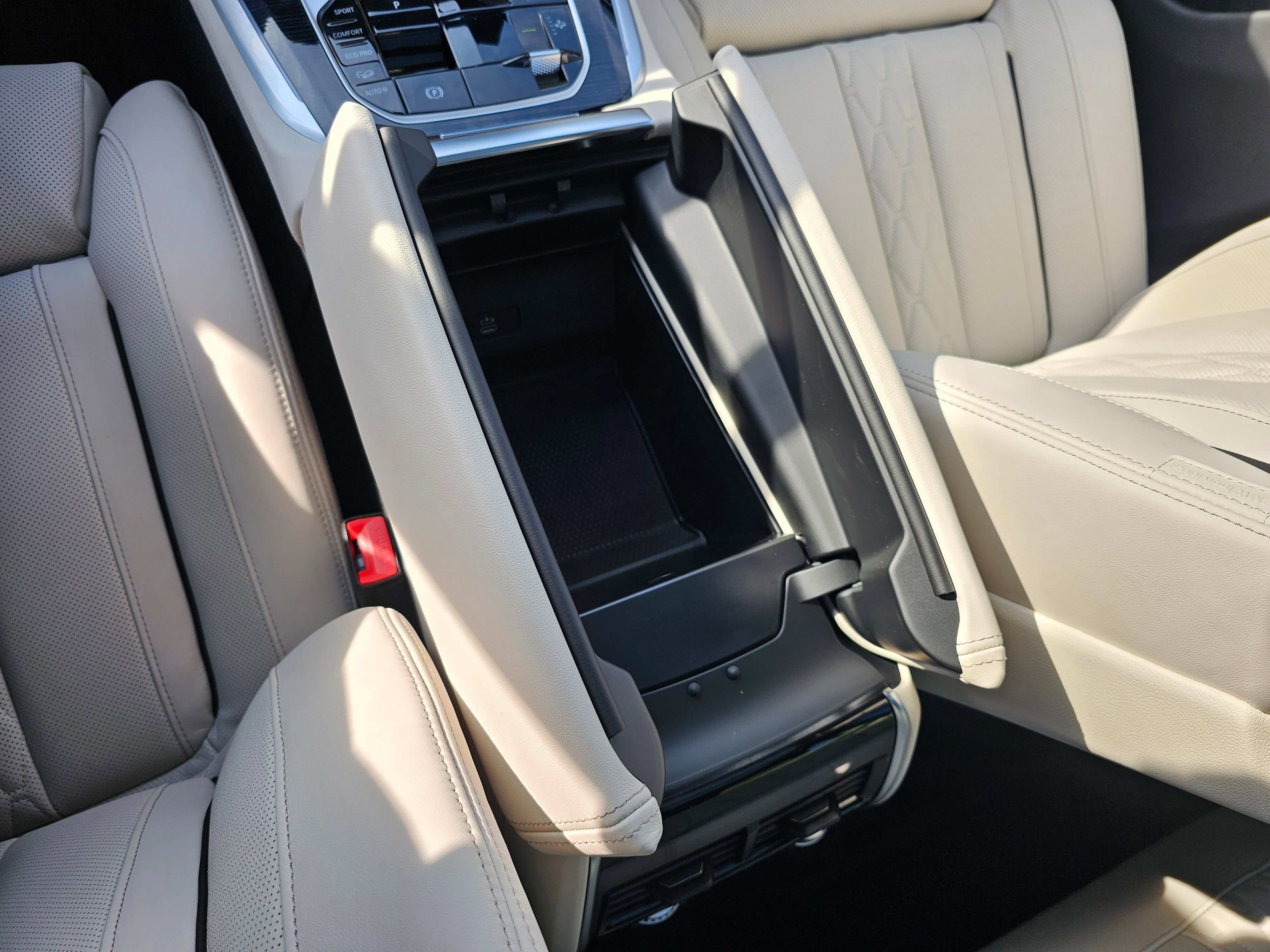 New 2026 BMW X5 xDrive40i w/ Executive Package image 25