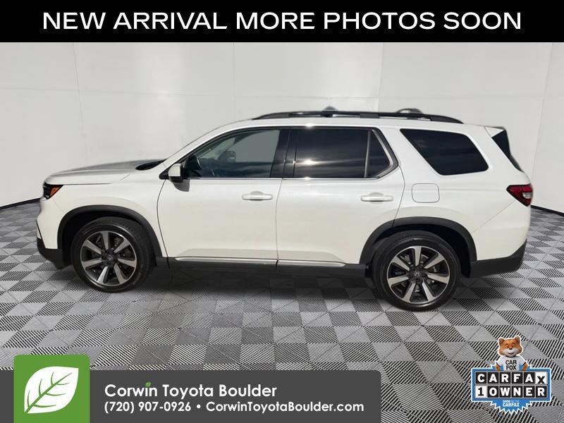 Used 2023 Honda Pilot Elite image 1