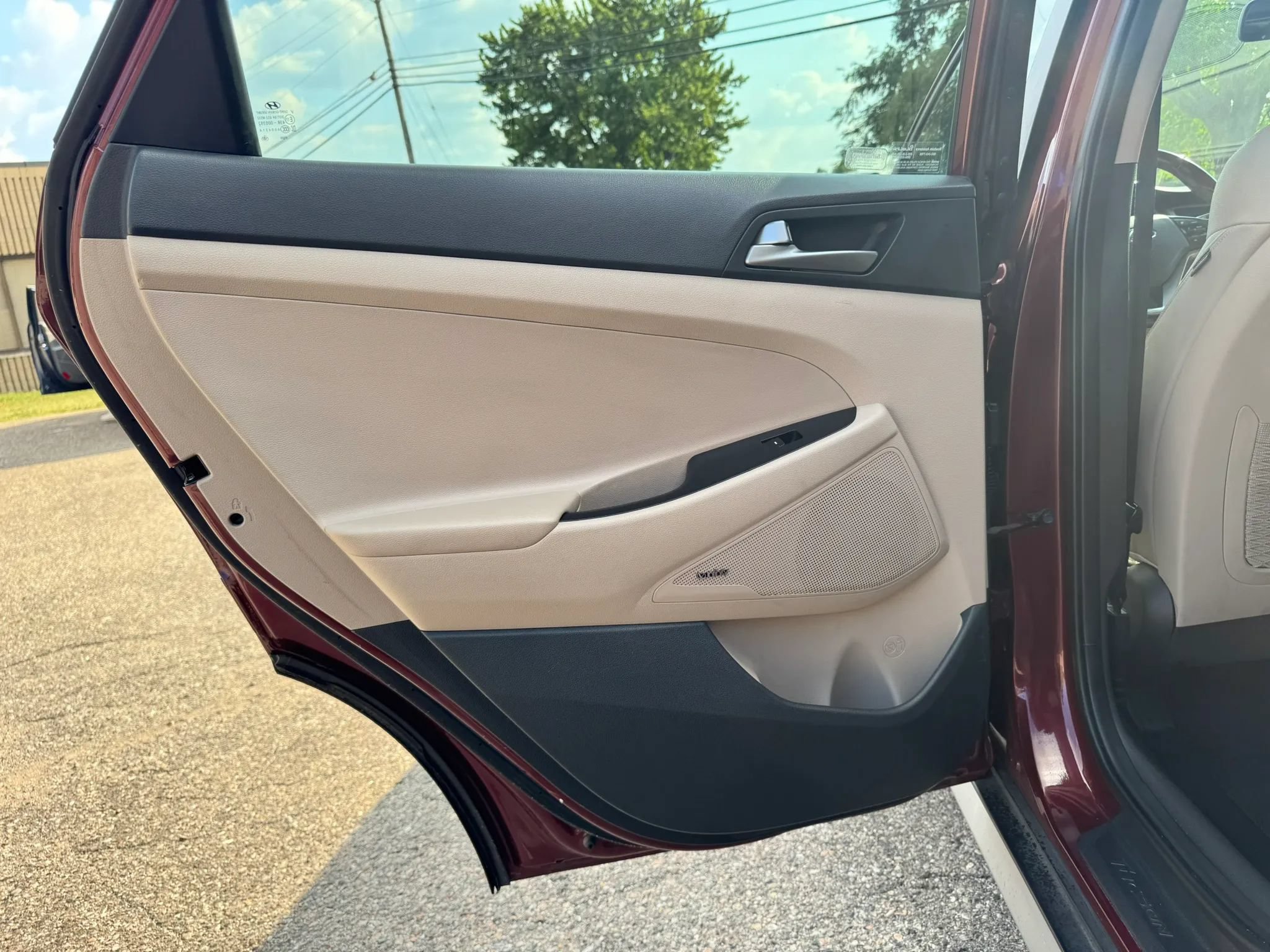 Used 2017 Hyundai Tucson SE Plus AWD/4WD image 38