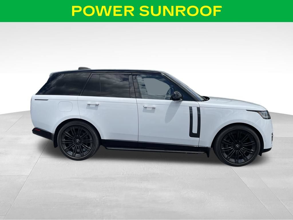 Used 2023 Land Rover Range Rover SE AWD/4WD image 6