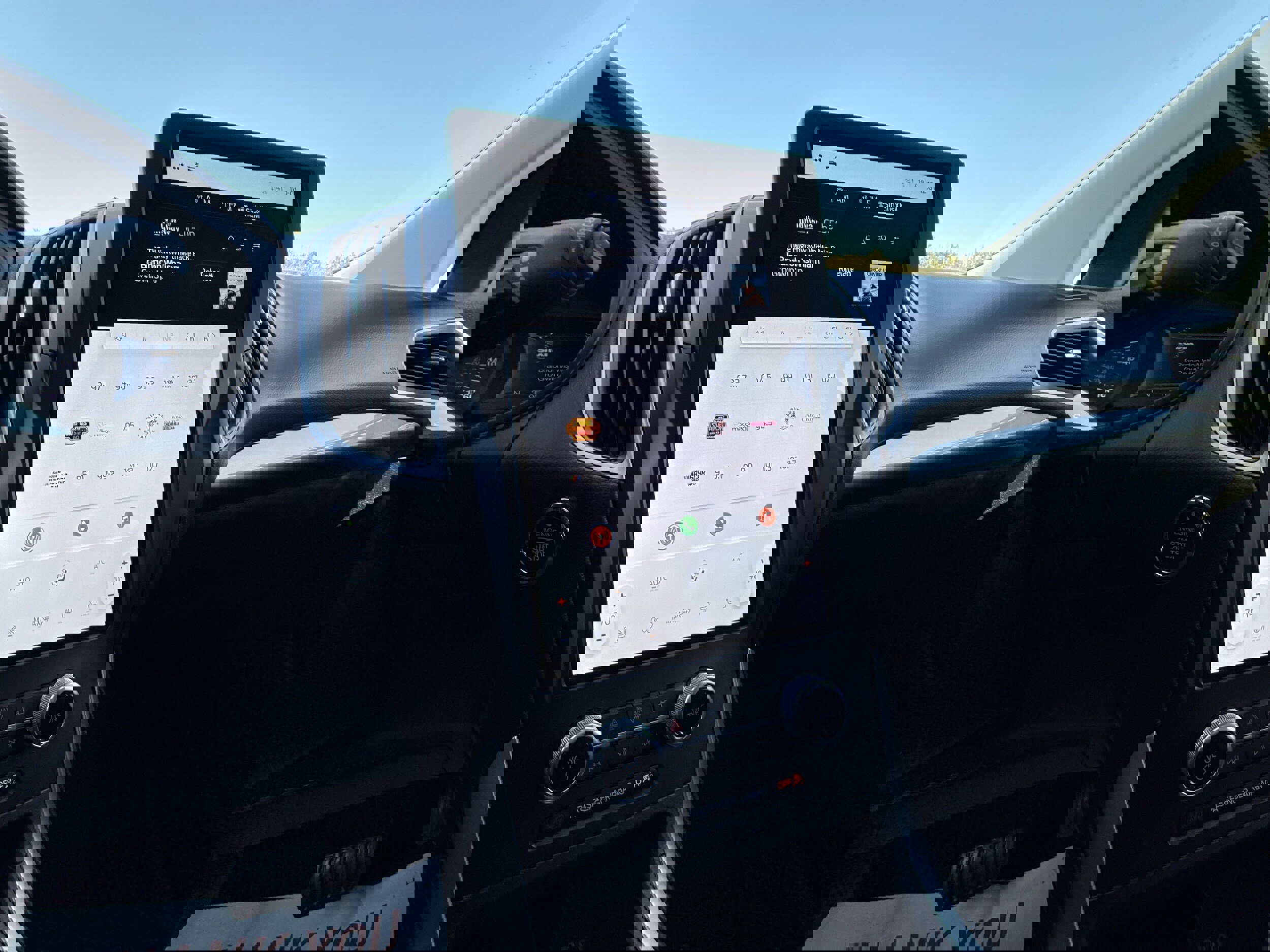 Used 2023 Ford Edge SEL w/ Convenience Package image 16