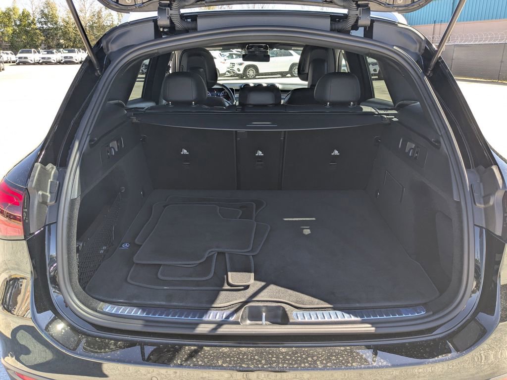 Certified 2026 Mercedes-Benz GLC 300 image 24