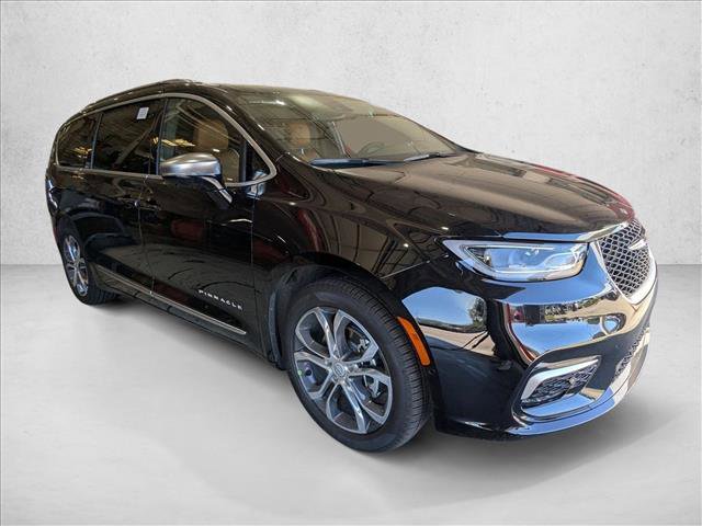 New 2026 Chrysler Pacifica Pinnacle video 3