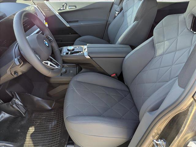 New 2026 BMW iX xDrive60 w/ M Sport Package AWD/4WD image 4