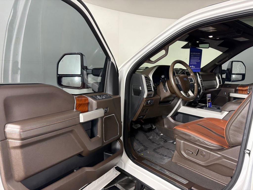 Certified 2019 Ford F250 King Ranch w/ King Ranch Ultimate Package AWD/4WD image 11