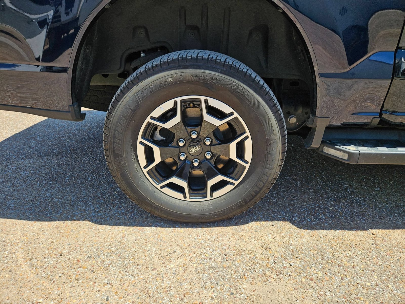 Used 2023 Ford F150 Lightning XLT AWD/4WD image 30