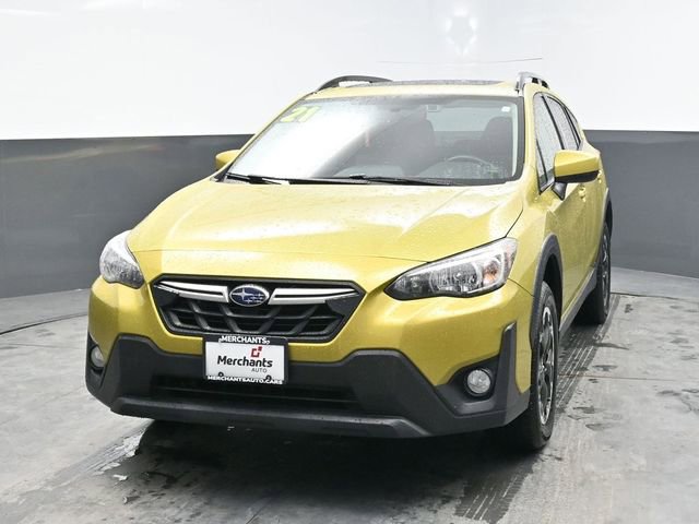 Used 2021 Subaru Crosstrek 2.0i Premium w/ Moonroof Package AWD/4WD image 2
