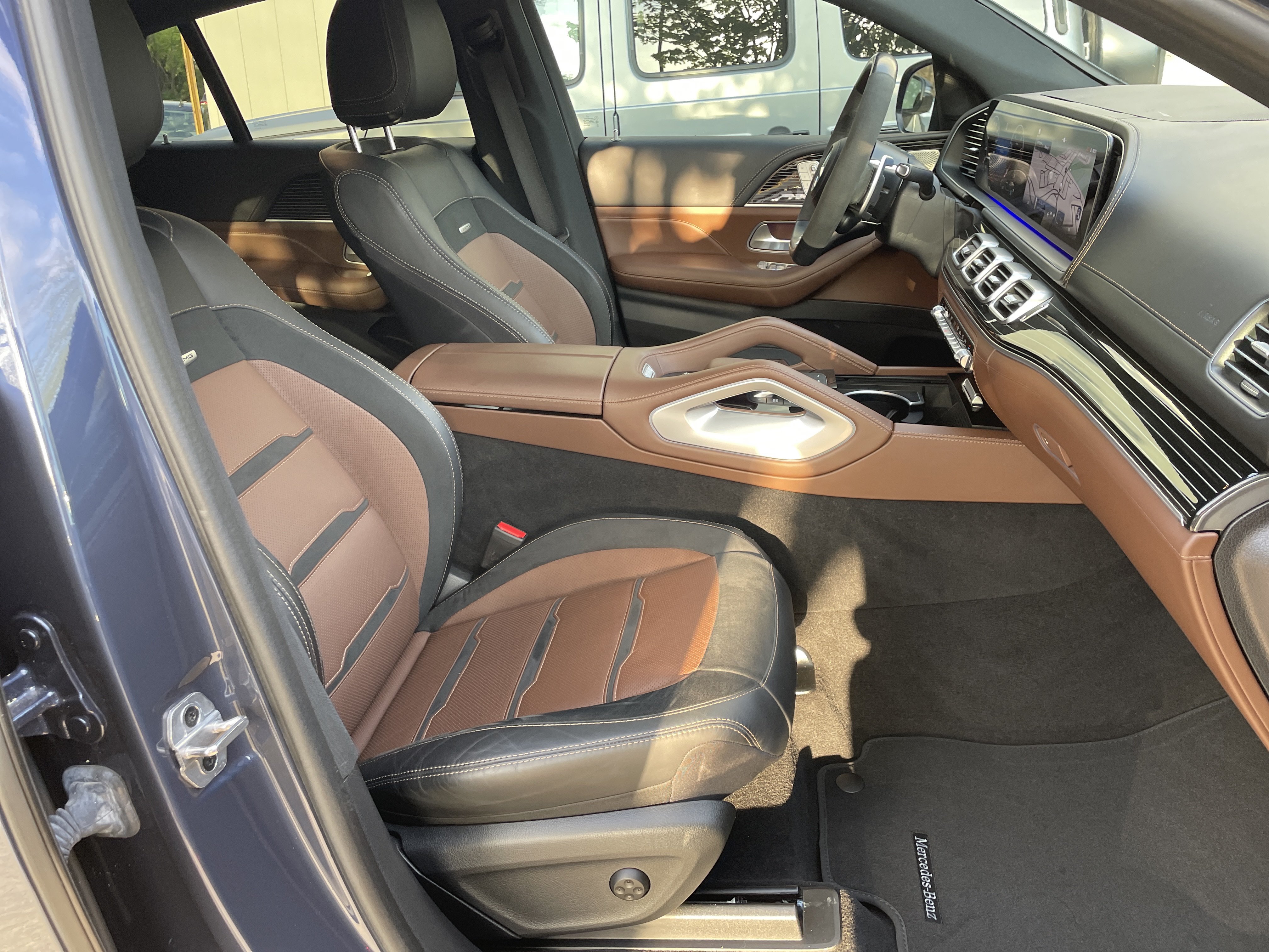 Used 2024 Mercedes-Benz GLE 53 AMG 4MATIC Coupe image 50