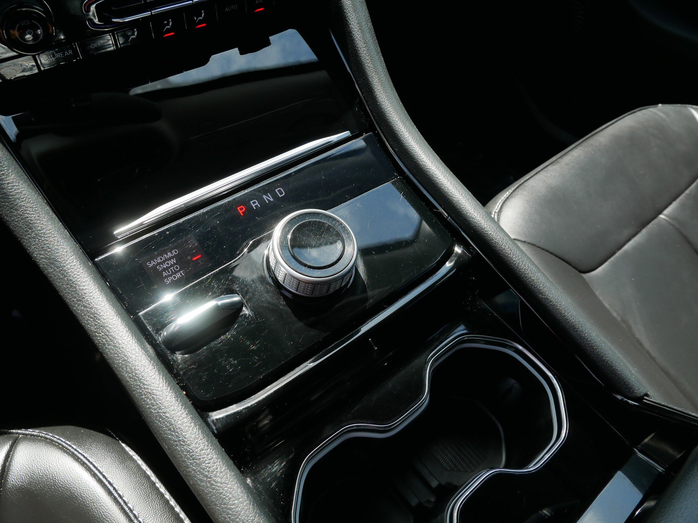 Used 2023 Jeep Grand Cherokee Limited AWD/4WD image 24