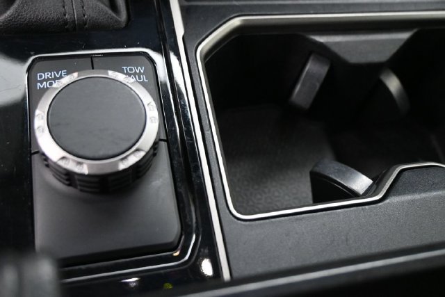 Used 2022 Toyota Tundra SR5 RWD image 13