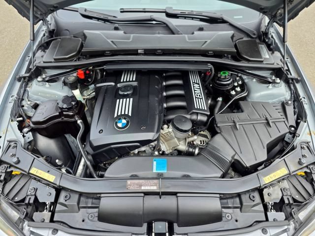 Used 2009 BMW 328i Convertible RWD image 48