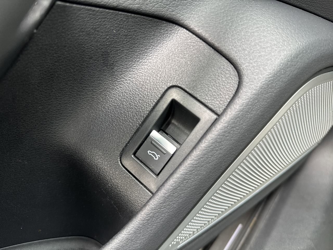Used 2021 Audi RS 6 AWD/4WD image 9