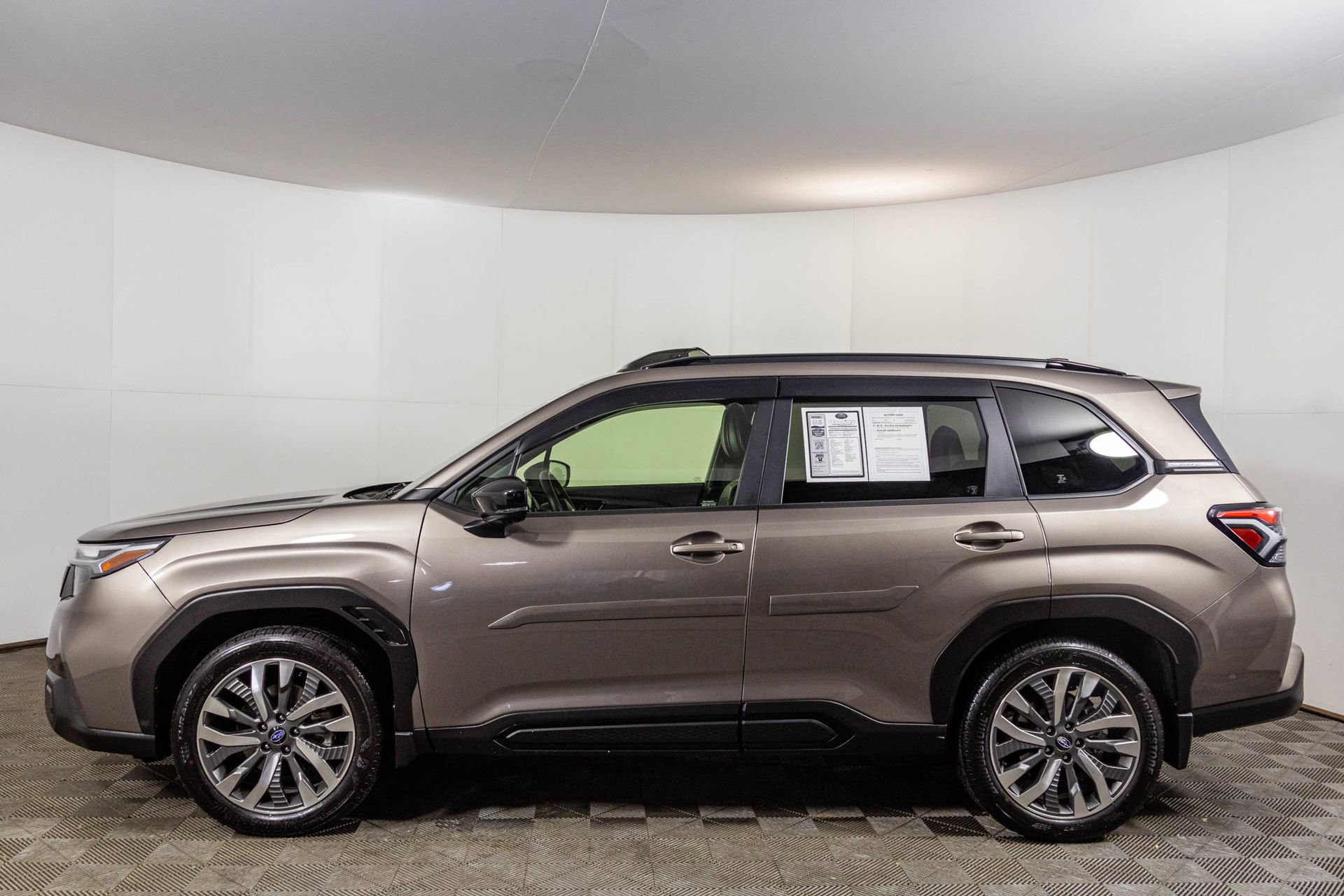 Used 2025 Subaru Forester Touring w/ Popular Package - Touring image 25