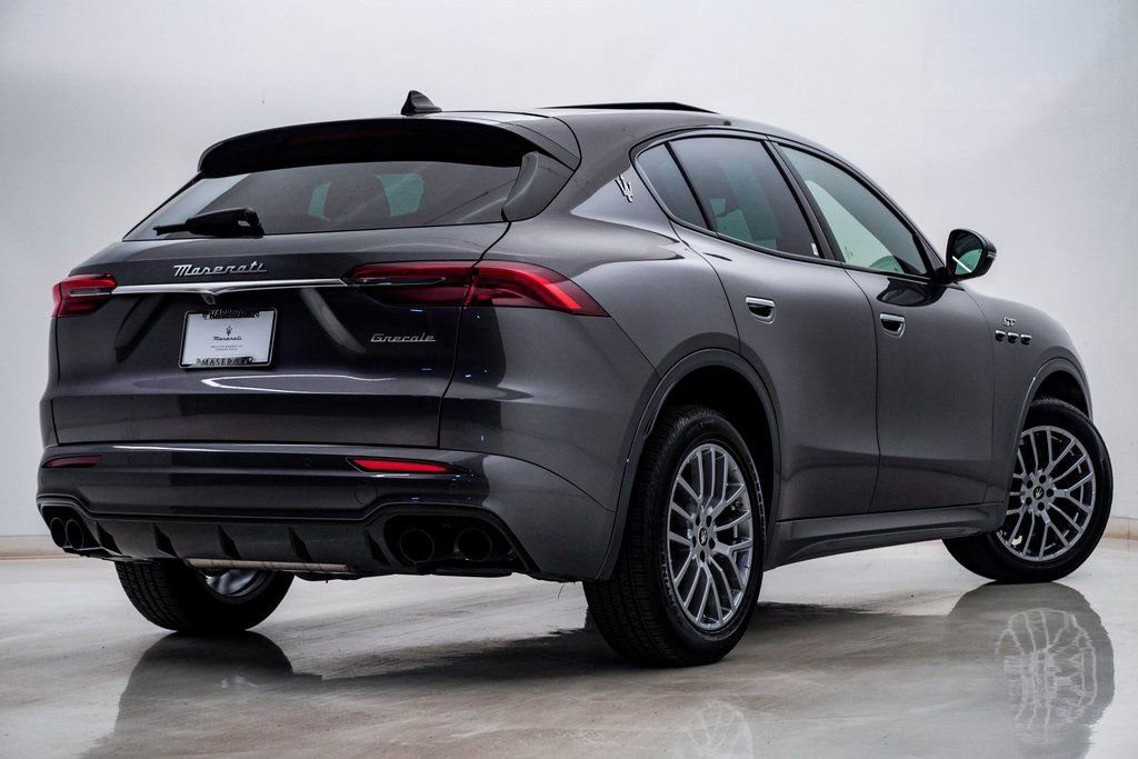 Certified 2024 Maserati Grecale GT image 9